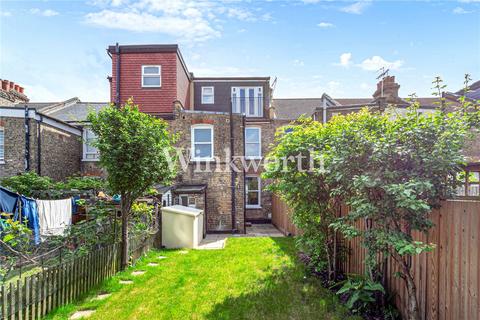 127 Roslyn Road, London, N15 5JB