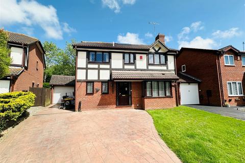 4 bedroom detached house for sale, Apsley Way, Worthing, BN13 3RE