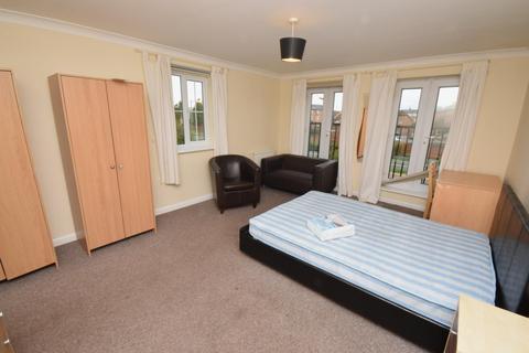 undefined, Queen Bee Court, Hatfield AL10