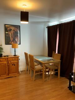 Flat E, 16 Rutland Park, London, SE6 4LH