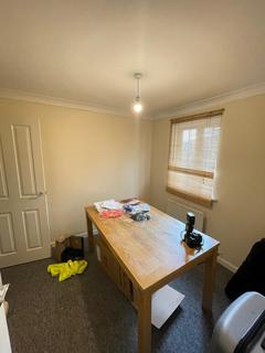 4 bedroom house to rent, Dragon Road, Hatfield AL10