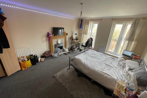 4 bedroom house to rent, Dragon Road, Hatfield AL10