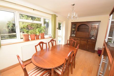 13 Upper Shott, Cheshunt, Waltham Cross, EN7 6DR