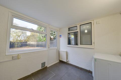 4 bedroom house to rent, Shallcross Crescent, Hatfield AL10