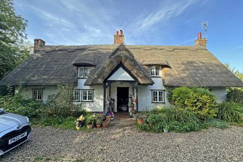 3 bedroom cottage for sale, The Green, Ipswich IP7