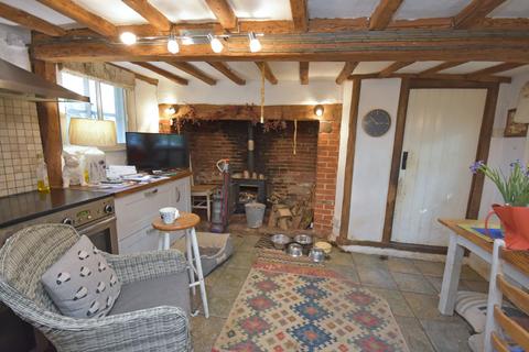 3 bedroom cottage for sale, The Green, Ipswich IP7