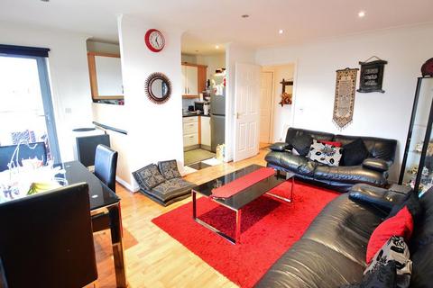 2 bedroom flat for sale, Windmill Road, Slough, SL1 3SN
