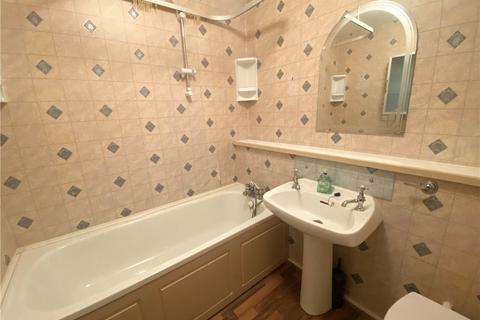 90 Dyke Drive, Orpington, BR5 4LZ