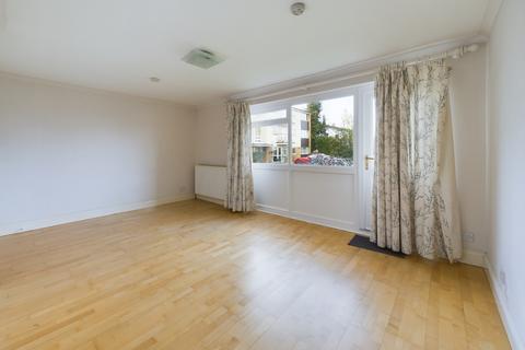14 Lingholme Close, Cambridge, CB4 3HW