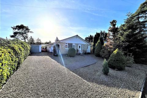 3 bedroom bungalow for sale, Compton Beeches, St. Ives, Ringwood, BH24