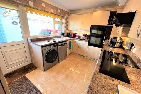 9 Compton Beeches, St Ives, Ringwood, BH24 2PN