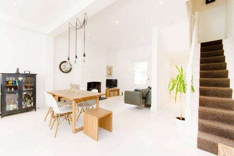 147 Herries Street, London, W10 4LE