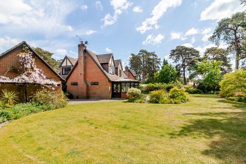 6 Evergreens, Ashley Heath, Ringwood, BH24 2JZ