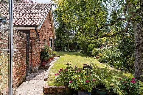 27 Back Lane, Stock, Ingatestone, CM4 9DE