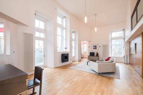 3 bedroom flat to rent, Simpson Loan, Edinburgh, EH3