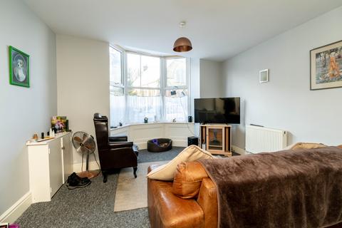 1 bedroom flat for sale - London Road, Buxton, Derbyshire, SK179PA