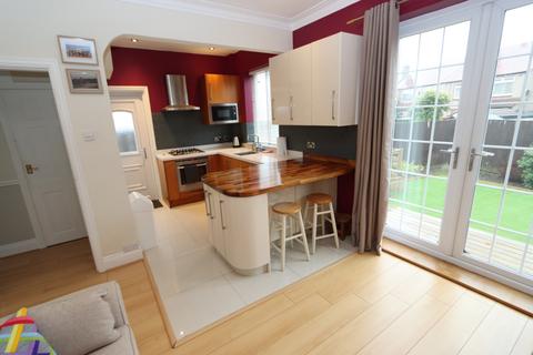 3 bedroom semi-detached house for sale, Windsor Road, Monkseaton, Whitley Bay, NE25 8EH