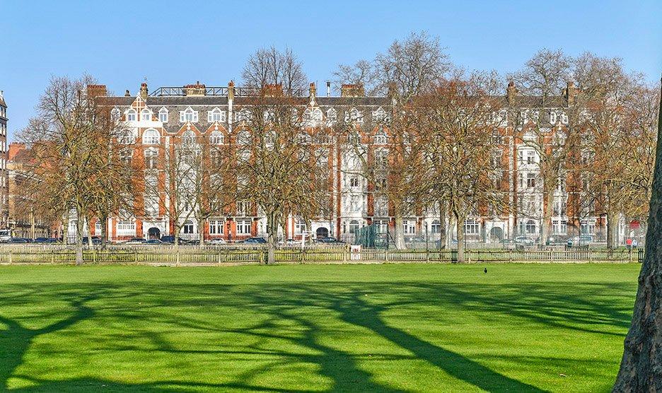 Burton Court, Franklins Row, London 3 bed flat for sale - £3,250,000