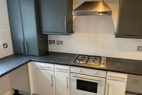 2 bedroom flat to rent, The Avenue, Stockton-on-Tees TS19