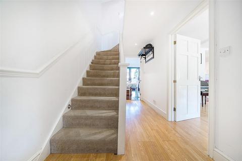 48 Sopwith Close, Kingston Upon Thames, KT2 5RN