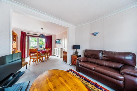 2 Wolsey Drive, Kingston Upon Thames, KT2 5DN