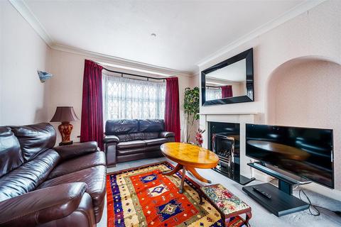 2 Wolsey Drive, Kingston Upon Thames, KT2 5DN
