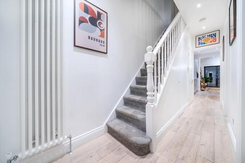 17 Craven Road, Kingston Upon Thames, KT2 6LW