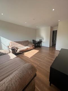 2 bedroom flat for sale, Mintern Close Hedge Lane, N13 5SX