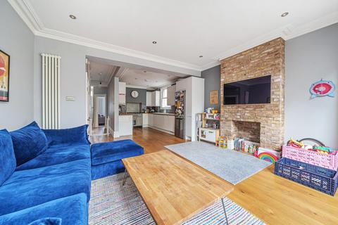 53 Chesham Road, Kingston Upon Thames, KT1 3AG