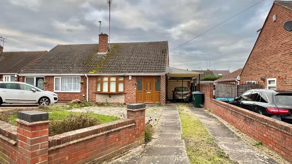 Blackberry Lane, Coventry, CV2 3JW 2 bed semidetached bungalow for