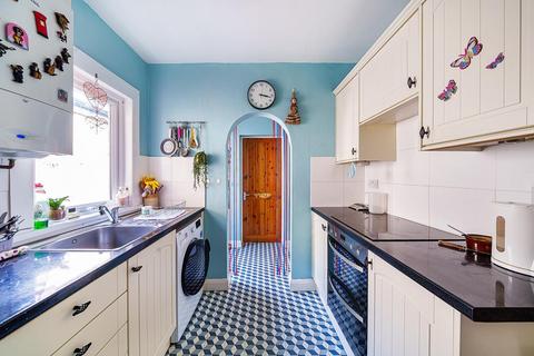120 Elm Road, Kingston Upon Thames, KT2 6HU