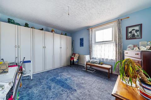 120 Elm Road, Kingston Upon Thames, KT2 6HU