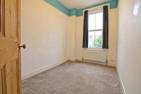 12 Bernard Avenue, London, W13 9TG