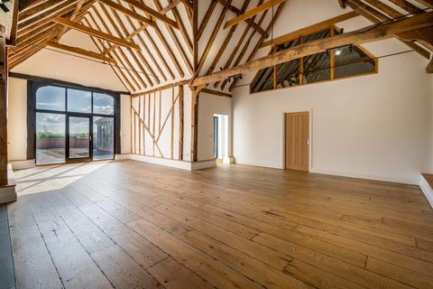 4 bedroom barn conversion to rent, Unwin Close, Little Yeldham CO9