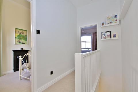 95 Raglan Road, Knaphill, Woking, GU21 2AR