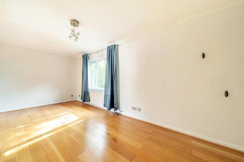 1 bedroom flat for sale, Clifton Road, Kingston Upon Thames KT2