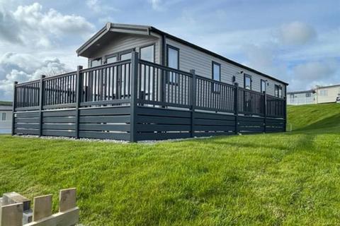 2 bedroom lodge for sale, Trevelgue Rd Newquay