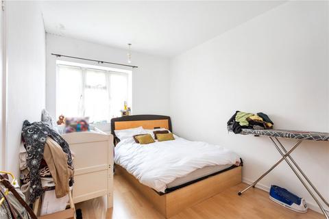 91 Beecholme Estate, London, E5 9NT