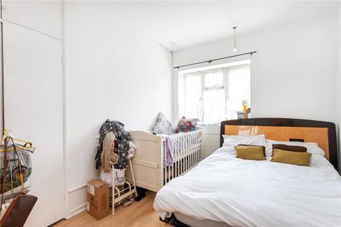 91 Beecholme Estate, London, E5 9NT