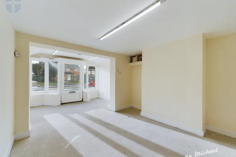 Property to rent, London Road, Aston Clinton