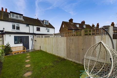 2 bedroom terraced house for sale, Forge Lane, East Farleigh, ME15