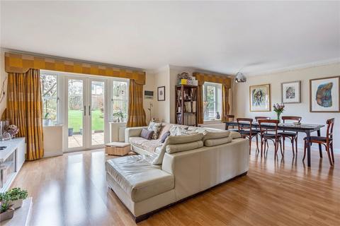 4 bedroom terraced house for sale, Balmoral Gardens, Windsor, Berkshire, SL4