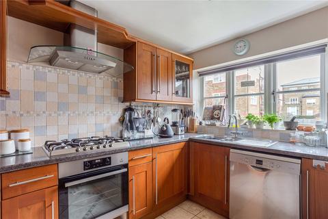 39 Balmoral Gardens, Windsor, SL4 3SG