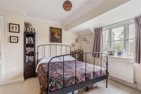 39 Balmoral Gardens, Windsor, SL4 3SG