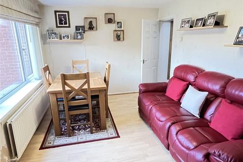 3 bedroom semi-detached house for sale - Coach Road, Bicton Heath, Shrewsbury, Shropshire, SY3