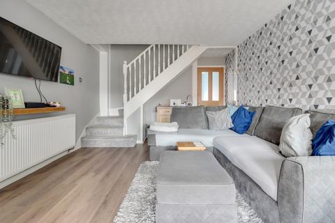 2 bedroom terraced house for sale - CEDAR AVENUE, OSSETT, WEST YORKSHIRE, WF5