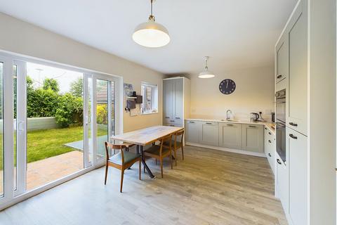107 Butts Road, Ottery St Mary, EX11 1FP