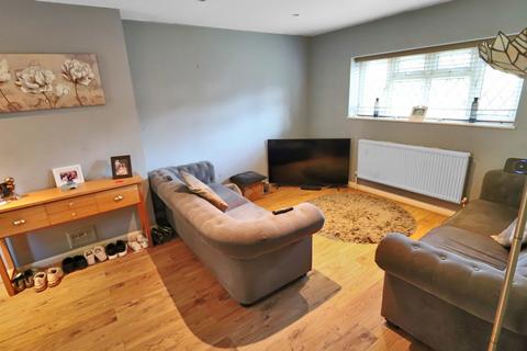 3 bedroom semi-detached house for sale, Darcy Close, Coulsdon