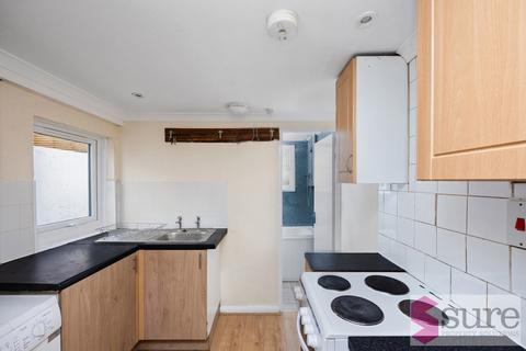 4 bedroom terraced house to rent, Picton Street