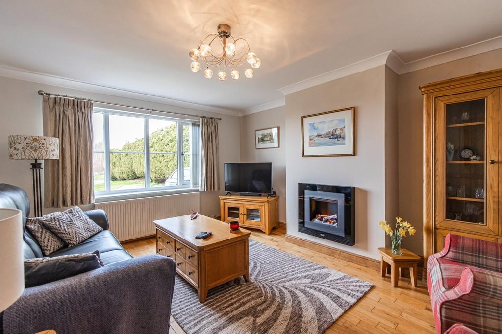 Hunstanton 2 bed detached bungalow for sale £350,000